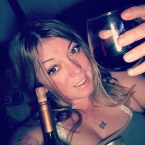 Meet your Posher, Kaleena